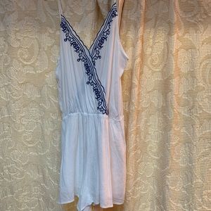 Pacsun romper worn once.